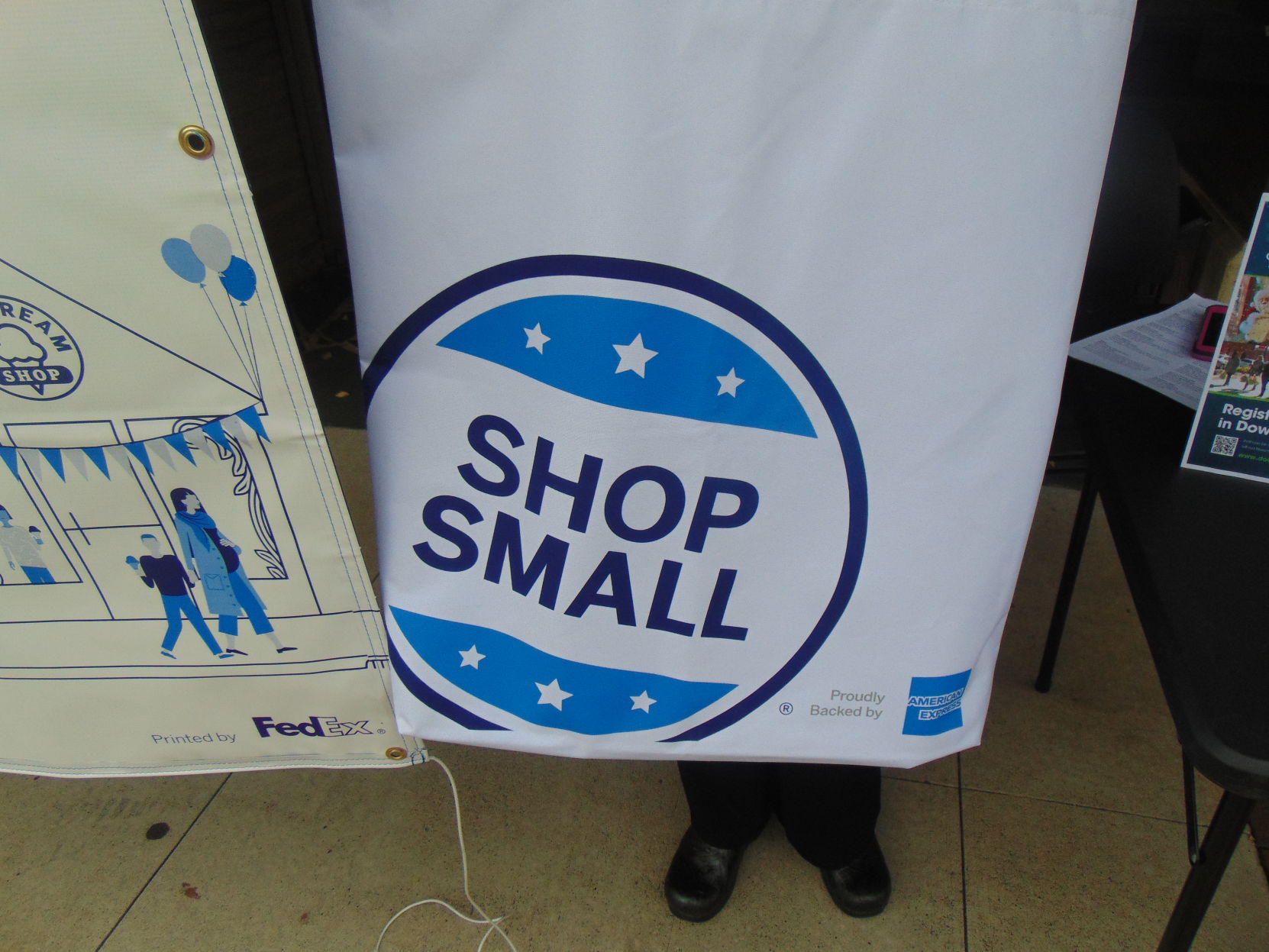 Small Business Saturday (10).JPG